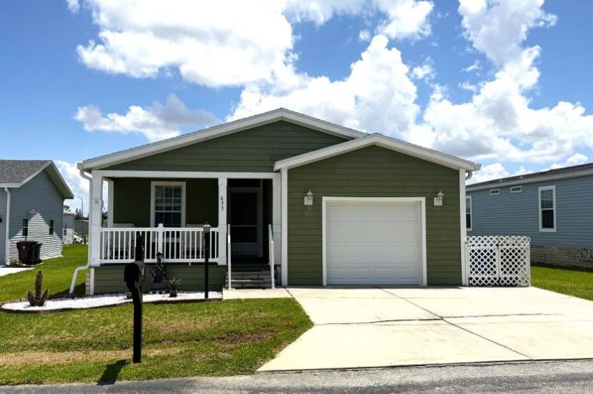 Haines City, FL Mobile Home for Sale located at 3000 Us Hwy 17 92 West Royal Palm Village